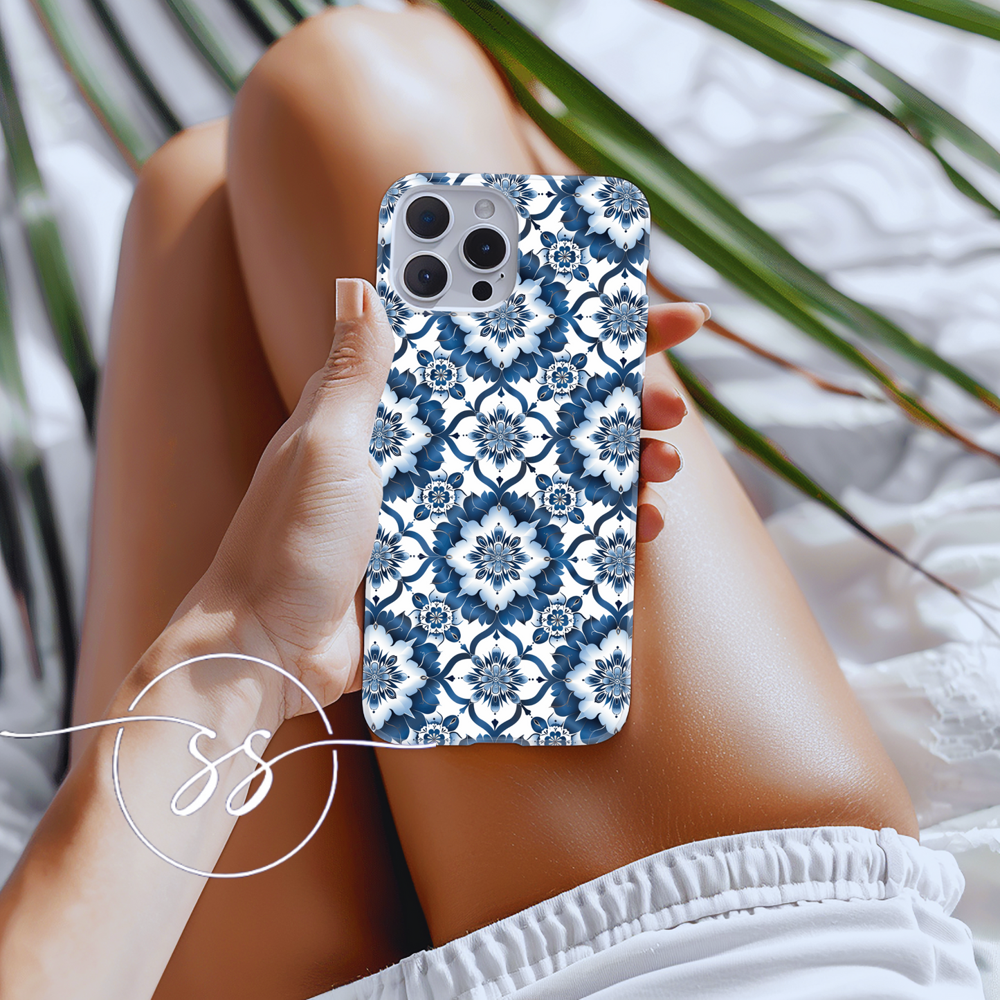 Blue on white Thai patterns Iphone