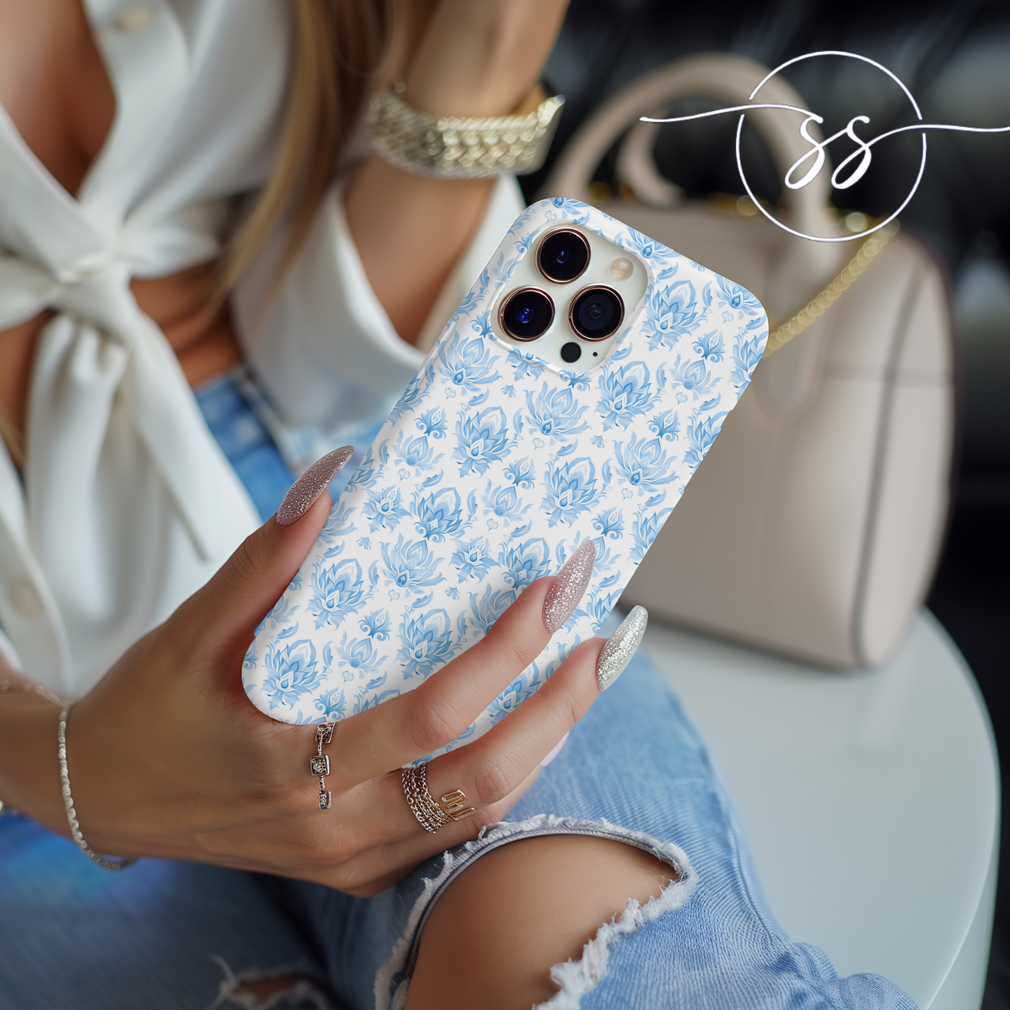 Traditional Thai motif Light blue on white for Iphone